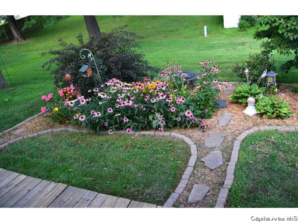 41 Royal Road Springfield, IL 62702 - Photo 5 of 36