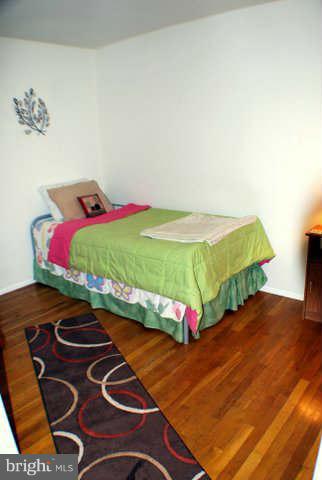 2401 Oak Manor Road Baltimore, MD 21219 - Photo 16 of 28 Bedroom