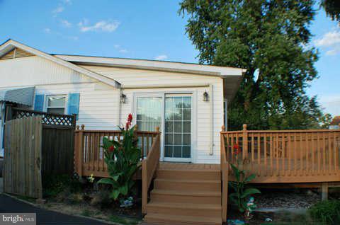 2401 Oak Manor Road Baltimore, MD 21219 - Photo 4 of 28 Exterior (Rear)