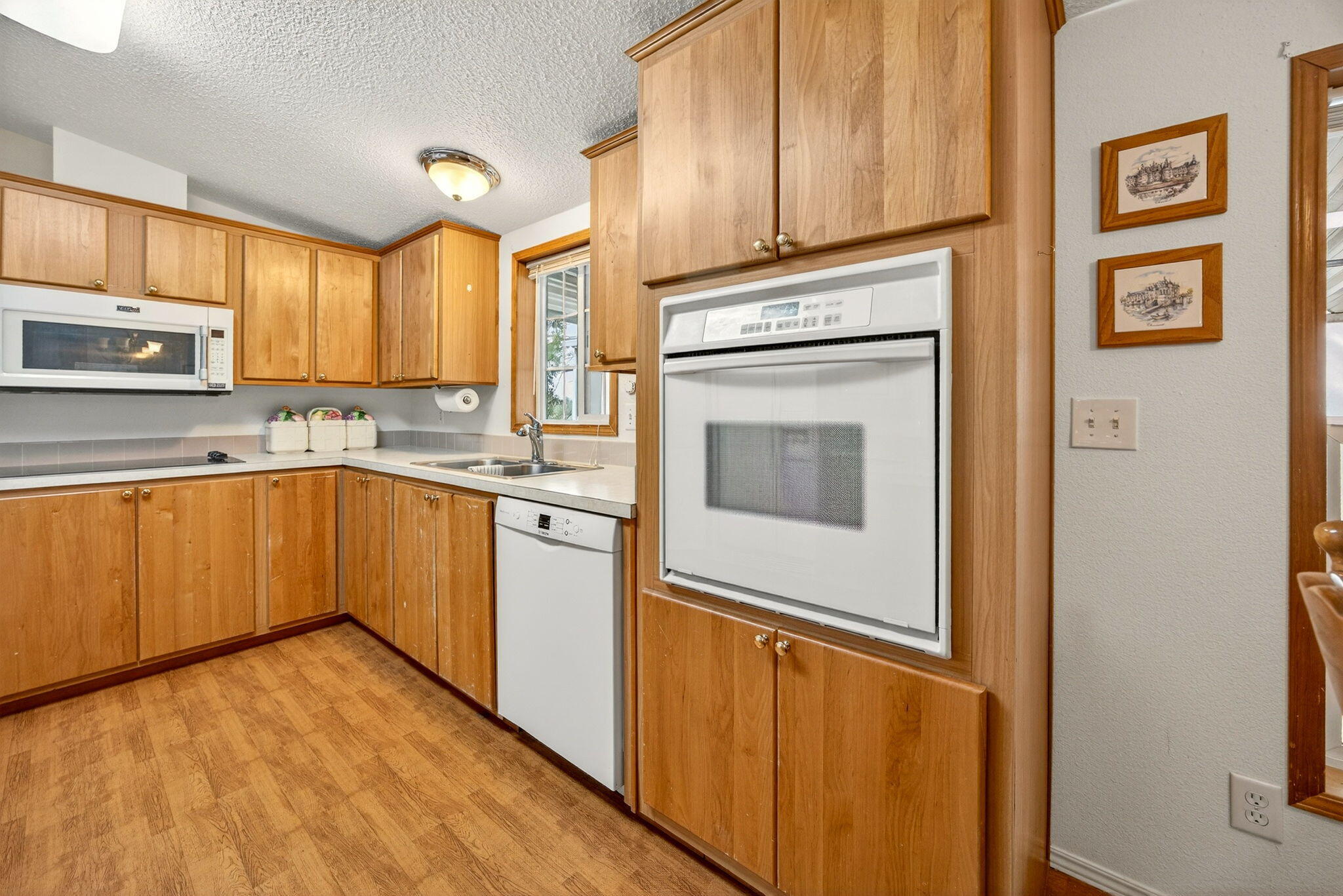 6850 Downing Road, Unit SPC 71 Central Point, OR 97502 - Photo 5 of 30 APX_0043