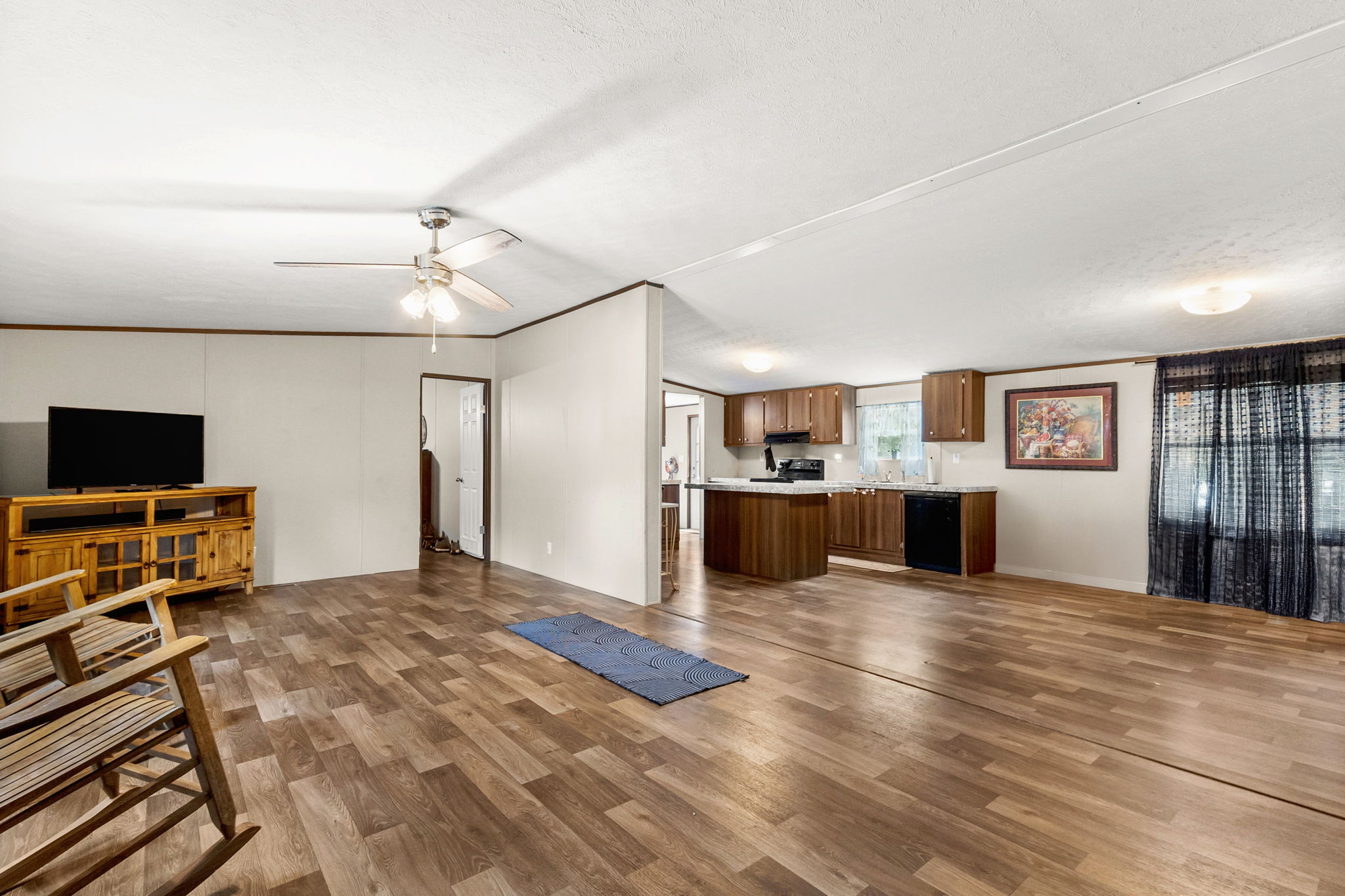 161 High Point Ridge Seguin, TX 78155 - Photo 5 of 23 Open living/dining/kitchen area