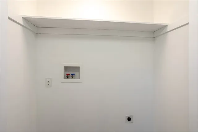 $165,000 | 84 Linda Drive, Coventry, RI 02816