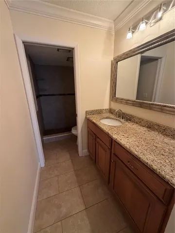 $1,900 | 2606 29th Avenue West, Unit 12, Bradenton, FL 34205