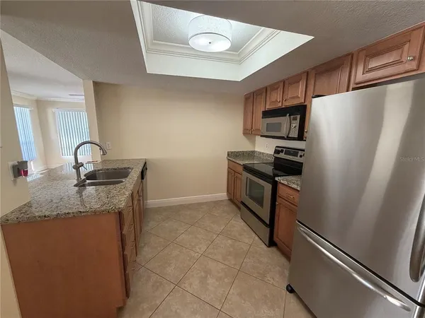 $1,900 | 2606 29th Avenue West, Unit 12, Bradenton, FL 34205