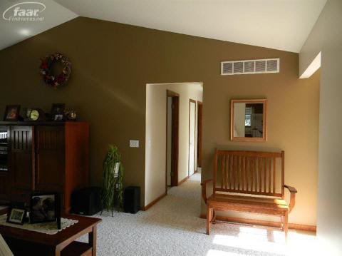 9460 Sharp Road Swartz Creek, MI 48473 - Photo 12 of 19 20238169-11.JPG