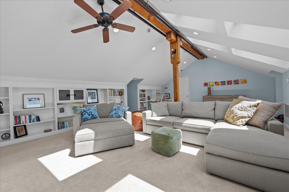 25 Ronan Road, Unit 204 Highwood, IL 60040 - Photo 24 of 31 Gallery Image 24