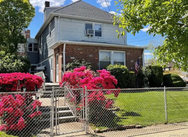 $2,500 | 45-02 169th Street | Flushing