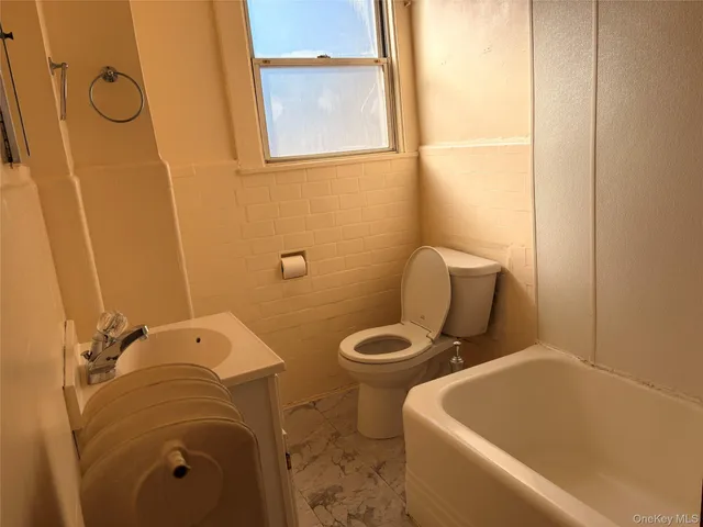 $2,500 | 45-02 169th Street | Flushing