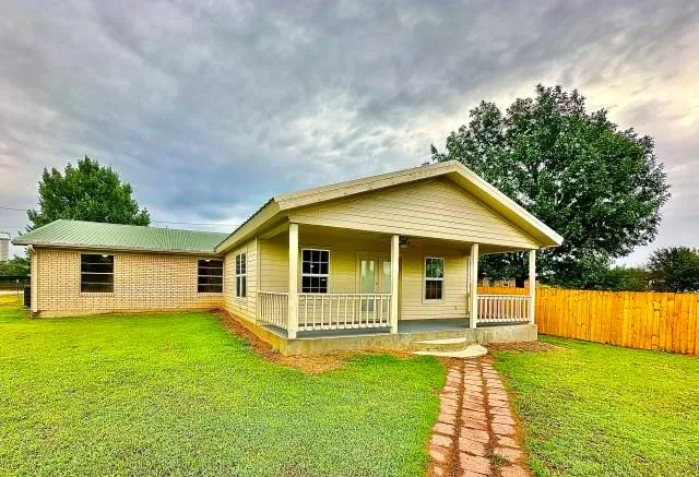 $225,000 | 1104 West Conner Street, Eastland, TX 76448