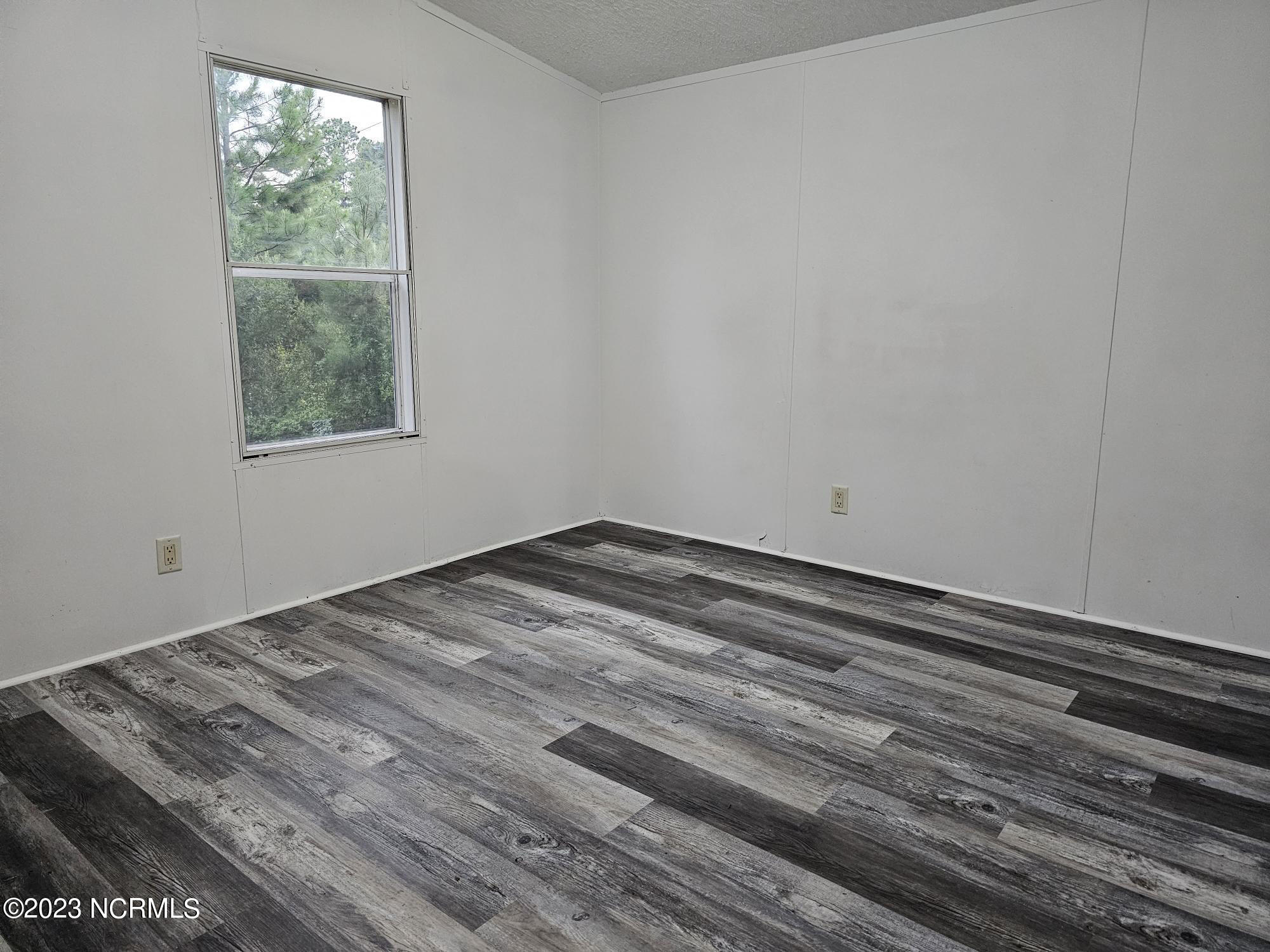319 Holden Road Holly Ridge, NC 28445 - Photo 16 of 25 20230730_195630