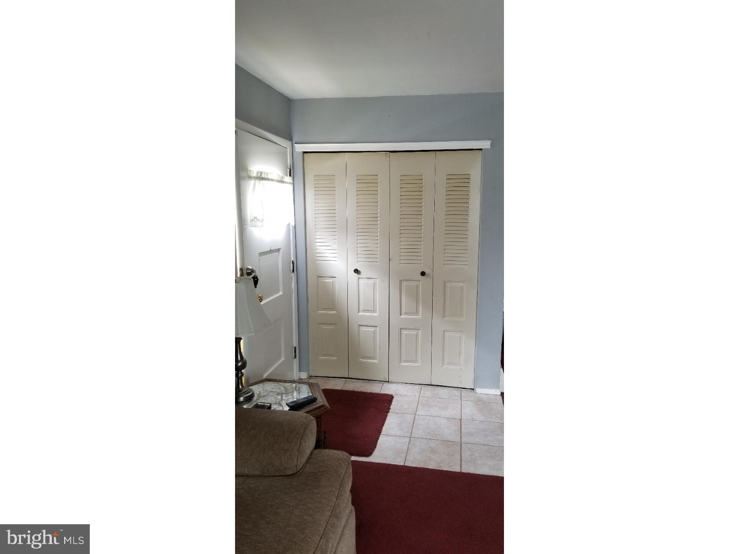 9950 Wingtip Road Philadelphia, PA 19115 - Photo 3 of 24 Gallery Image 3
