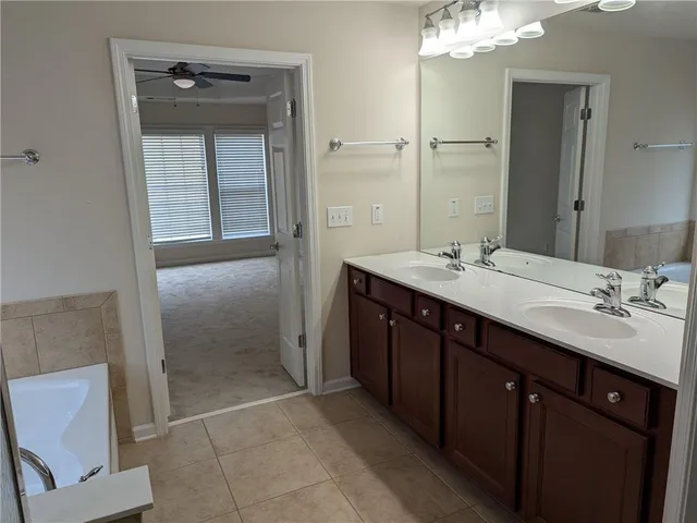 $2,800 | 430 Floral Place, Suwanee, GA 30024