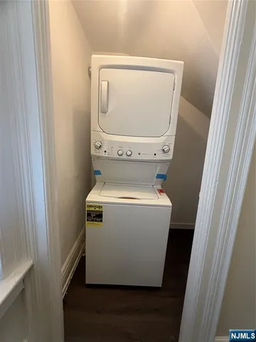 $3,600 | 70 Charles Street, Unit 2, Jersey City, NJ 07307