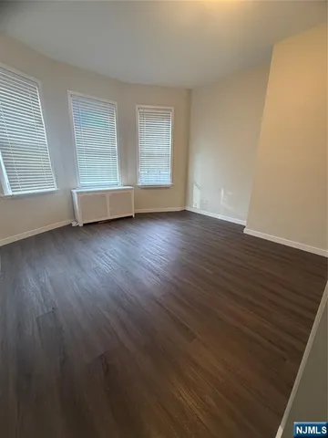 $3,600 | 70 Charles Street, Unit 2, Jersey City, NJ 07307