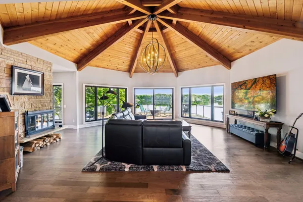 $1,790,000 | 3550 Island View Circle Northwest, Prior Lake, MN 55372