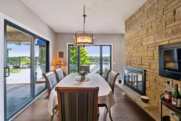 $1,790,000 | 3550 Island View Circle Northwest, Prior Lake, MN 55372