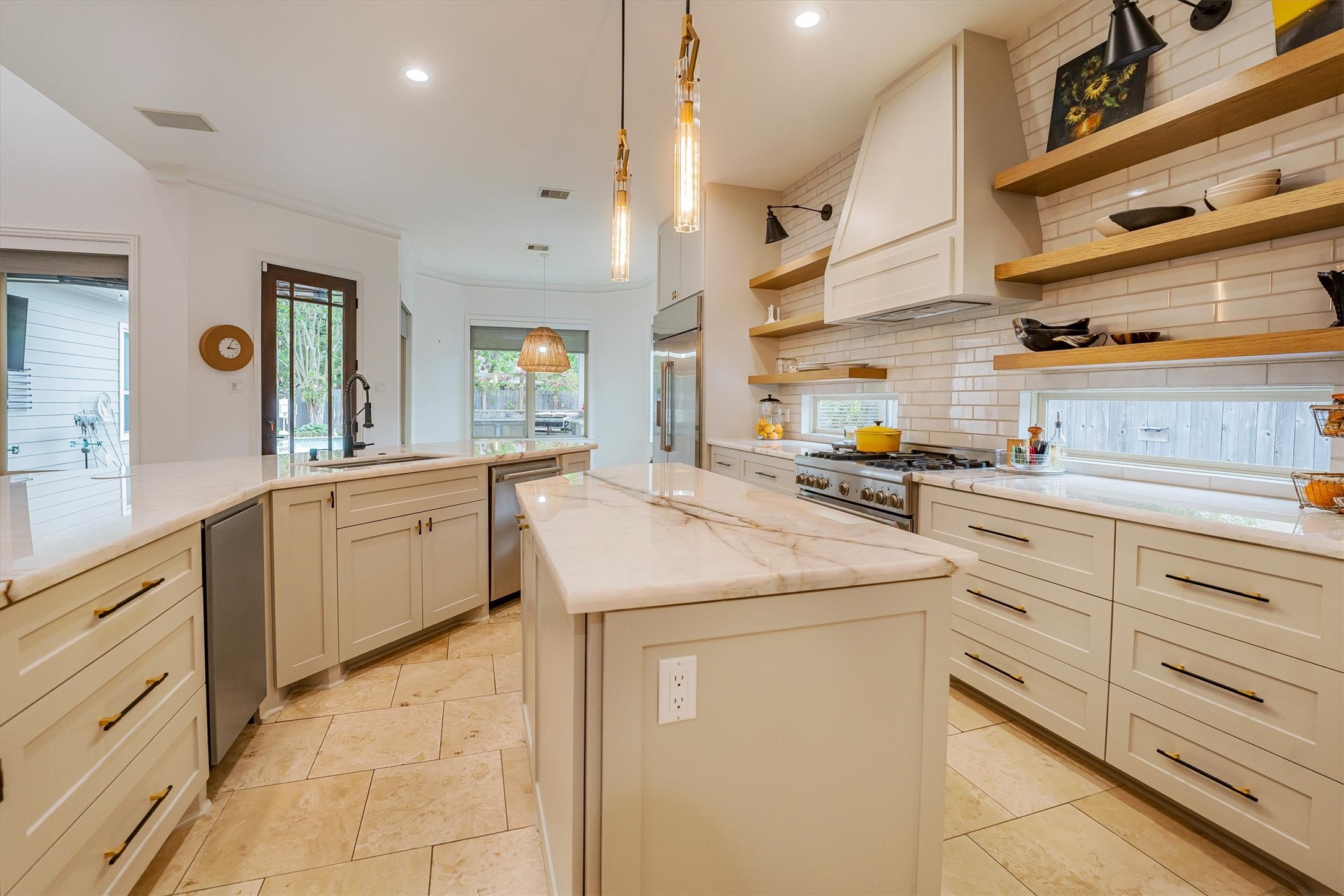 424 West 32nd Street Houston, TX 77018 - Photo 15 of 50