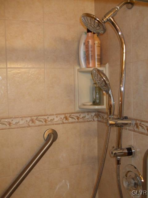 895 Cold Spring Road Allentown, PA 18103 - Photo 16 of 22 Gallery Image 16