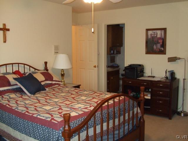 895 Cold Spring Road Allentown, PA 18103 - Photo 19 of 22 Gallery Image 19