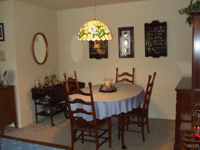 895 Cold Spring Road Allentown, PA 18103 - Photo 7 of 22 Gallery Image 7