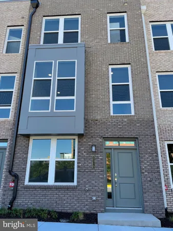 $3,750 | 2315 Lee Farnum Street, Herndon, VA 20171