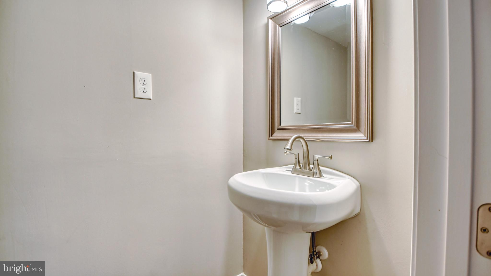 286 Riverside Drive Pasadena, MD 21122 - Photo 44 of 66 Gallery Image 44