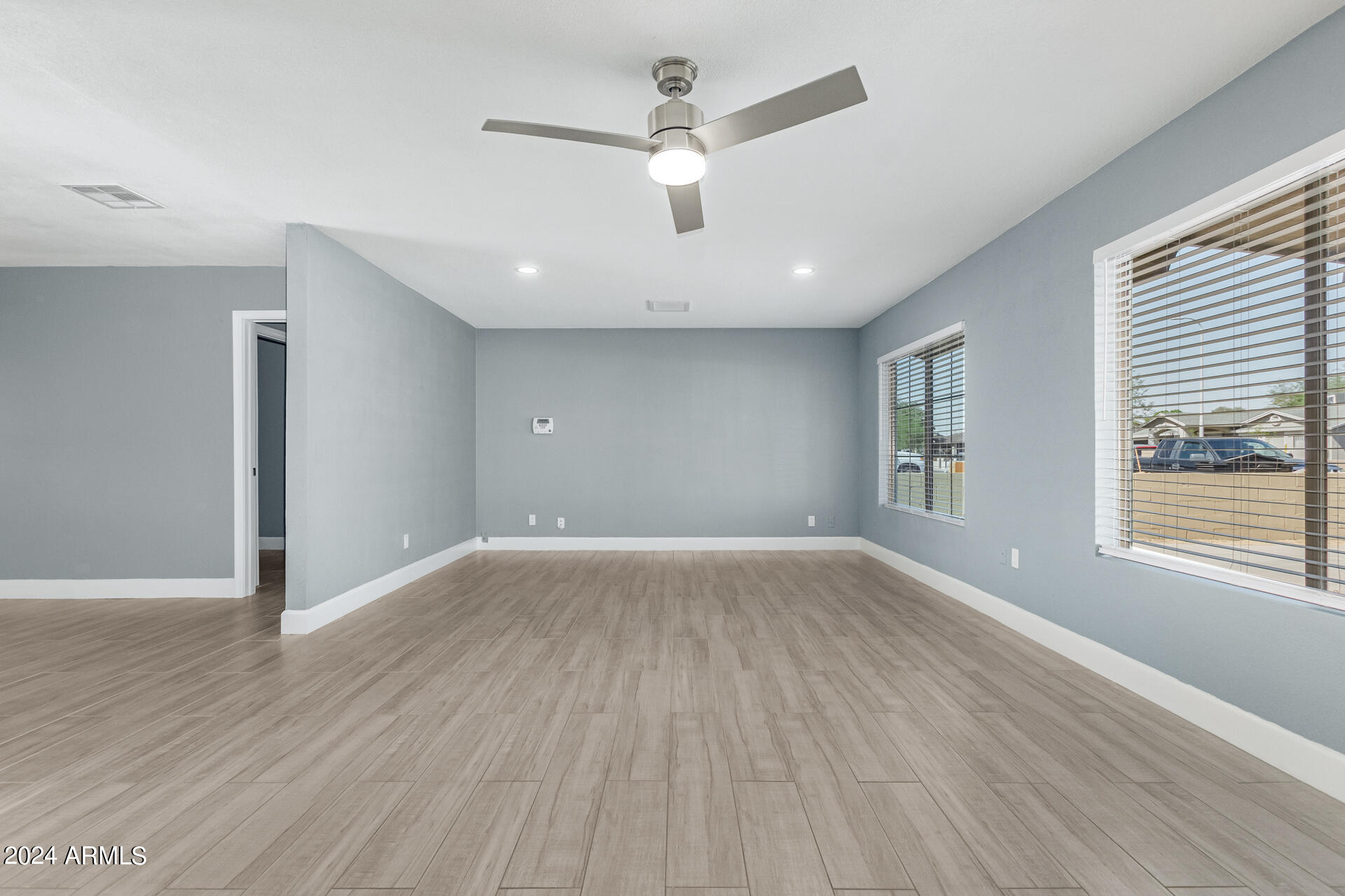 5123 West Granada Road Phoenix, AZ 85035 - Photo 8 of 26 08 - Granada