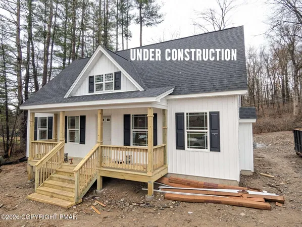 $389,900 | 151 Rosewood Lane, East Stroudsburg, PA 18301