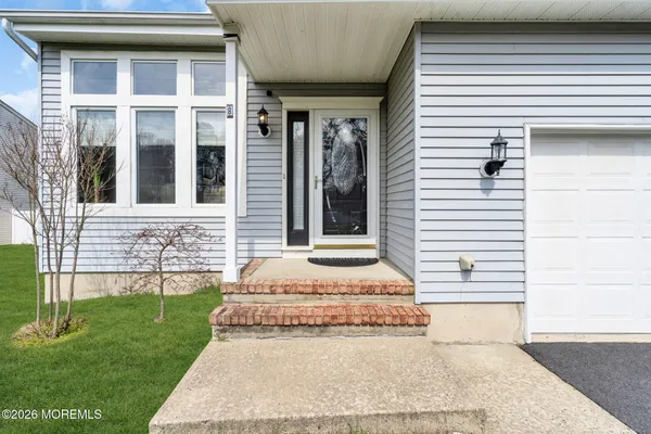 $835,000 | 8 Cripple Creek Road, Howell, NJ 07731