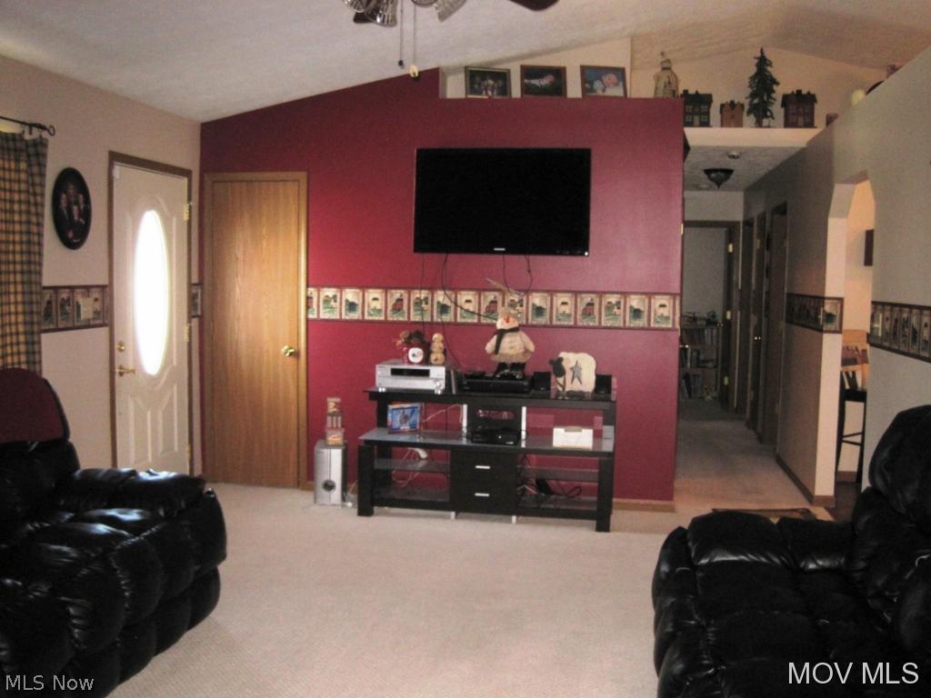 525 Rummer Road Marietta, OH 45750 - Photo 4 of 22 Living Room