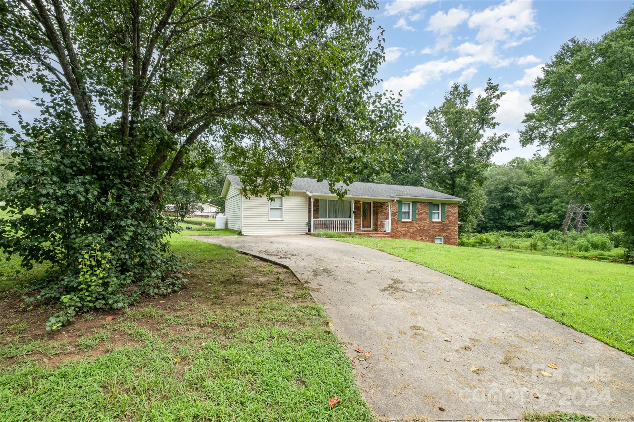 3806 Robert Riding Road Shelby, NC 28150 - Photo 3 of 30 Gallery Image 3