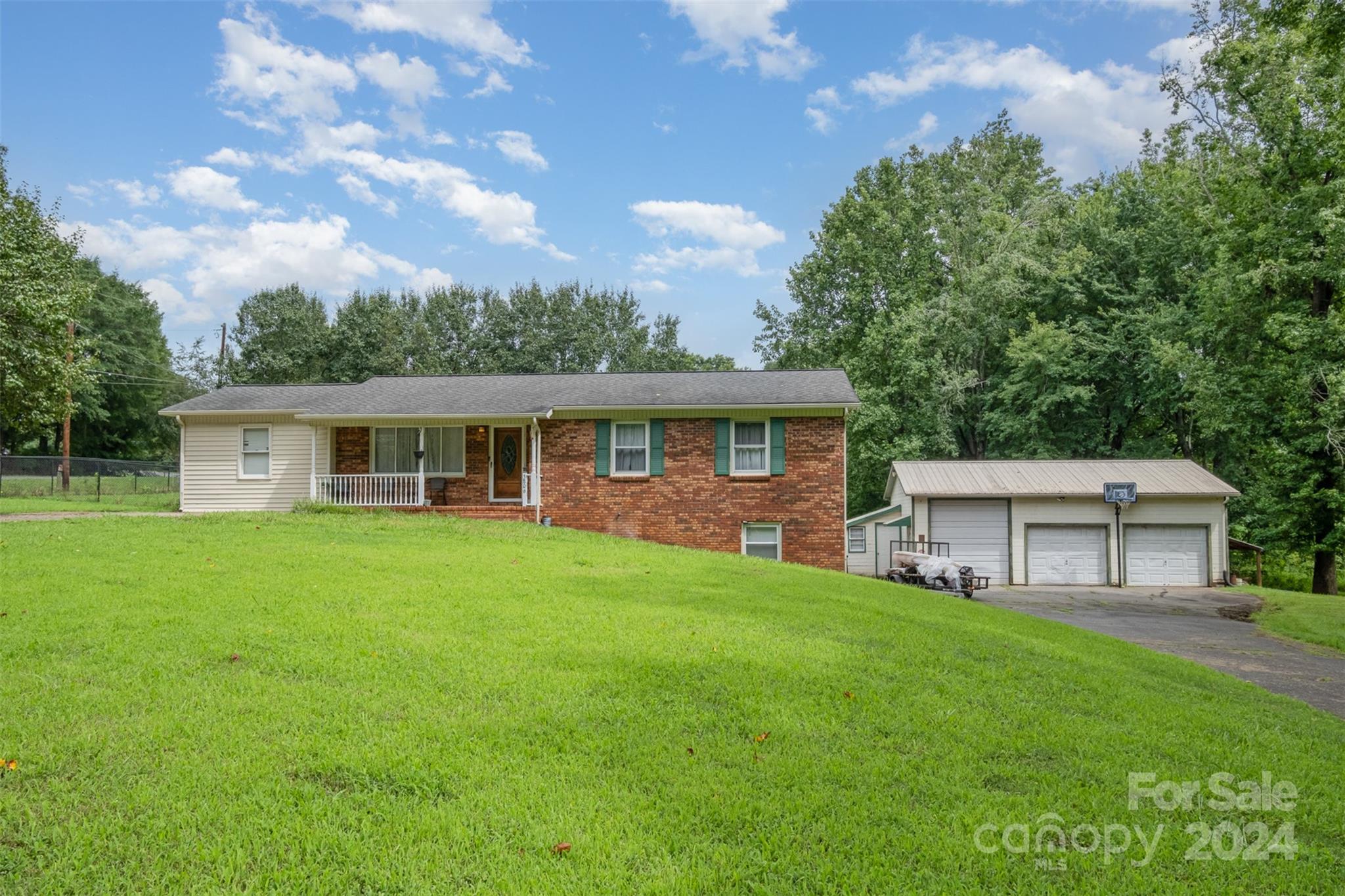 3806 Robert Riding Road Shelby, NC 28150 - Photo 4 of 30 Gallery Image 4