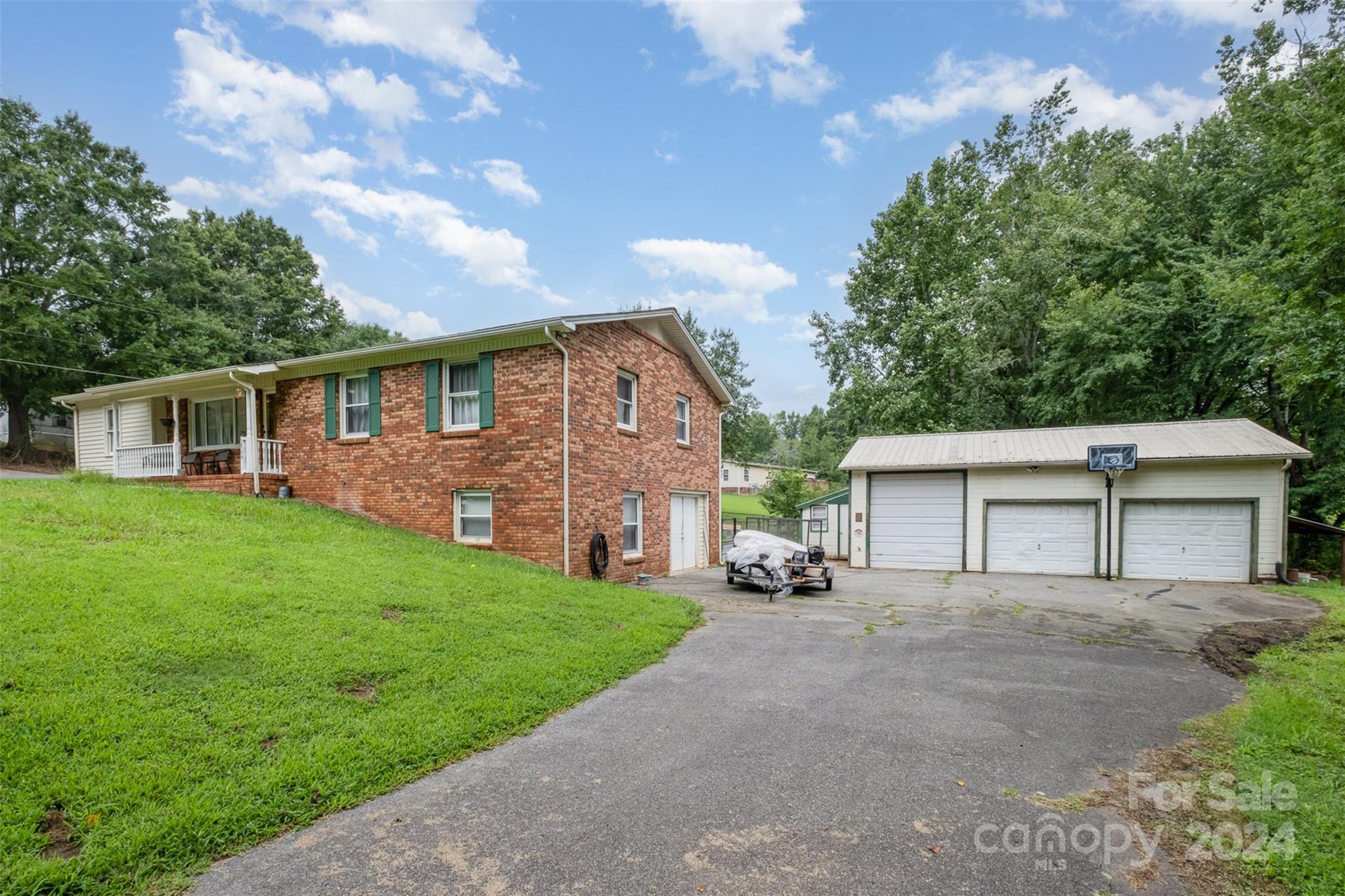 3806 Robert Riding Road Shelby, NC 28150 - Photo 5 of 30 Gallery Image 5