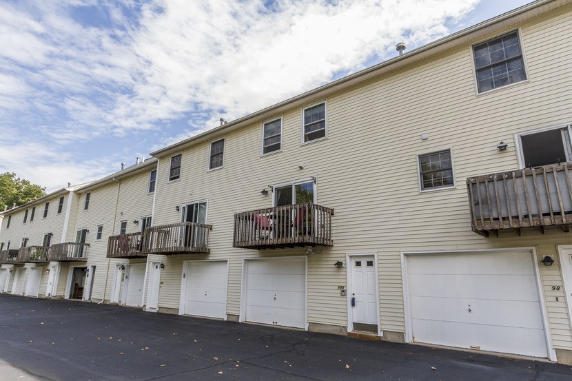 100 Weston Road Manchester, NH 03103 - Photo 23 of 25 Gallery Image 23