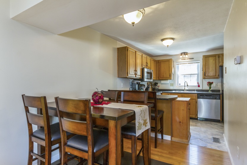 100 Weston Road Manchester, NH 03103 - Photo 6 of 25 Gallery Image 6