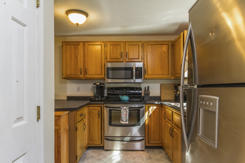 100 Weston Road Manchester, NH 03103 - Photo 9 of 25 Gallery Image 9
