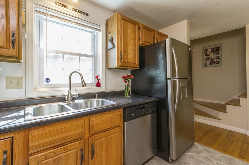 100 Weston Road Manchester, NH 03103 - Photo 10 of 25 Gallery Image 10