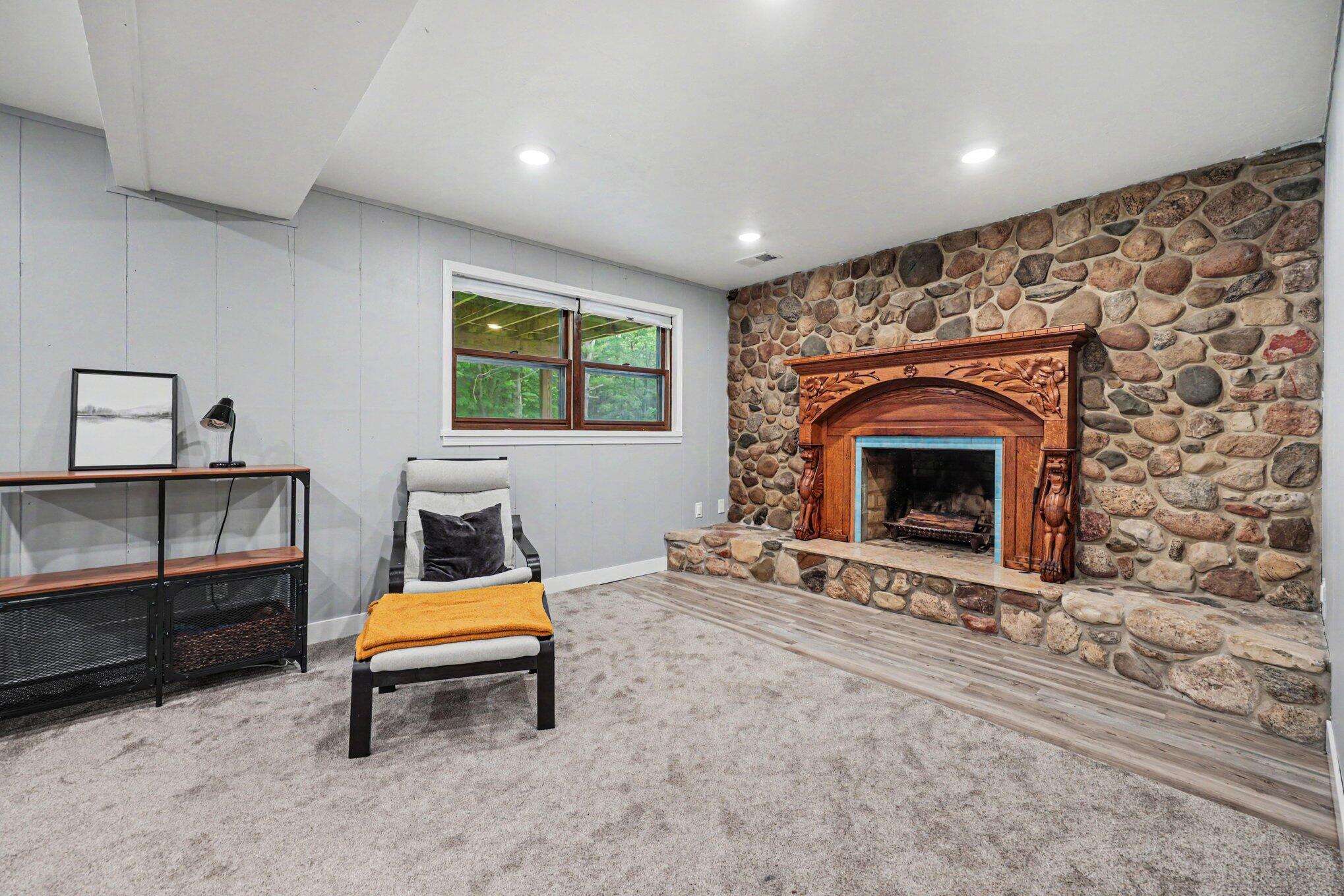 3920 Simonelli Road Whitehall, MI 49461 - Photo 17 of 33 020_file_3369