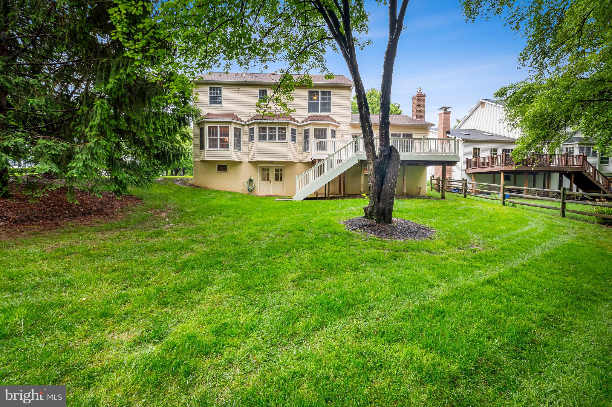6902 Raven Lane Columbia, MD 21044 - Photo 3 of 47 a view of a house with a yard porch and sitting area