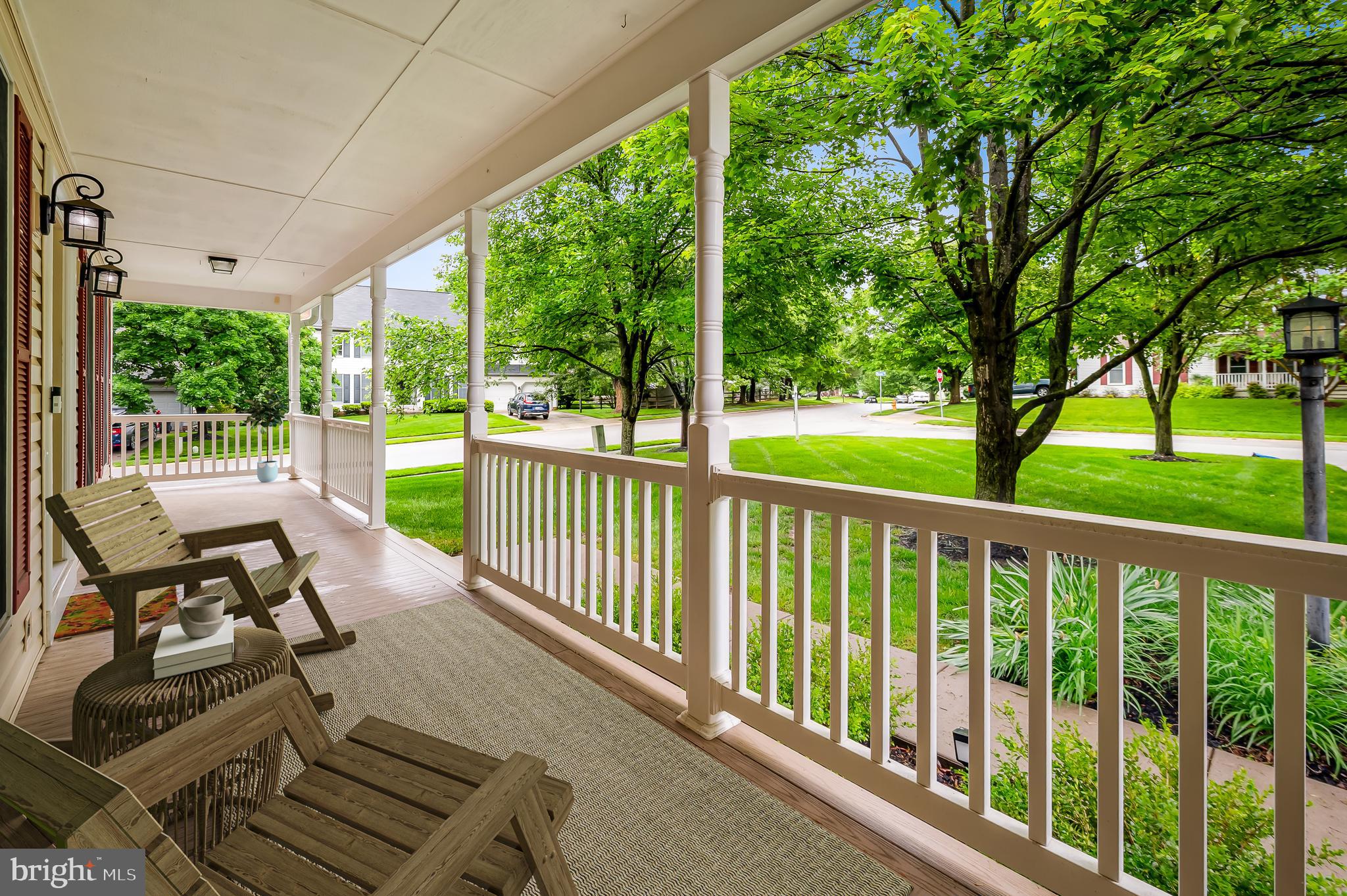 6902 Raven Lane Columbia, MD 21044 - Photo 4 of 47 a view of a chairs and table in the patio