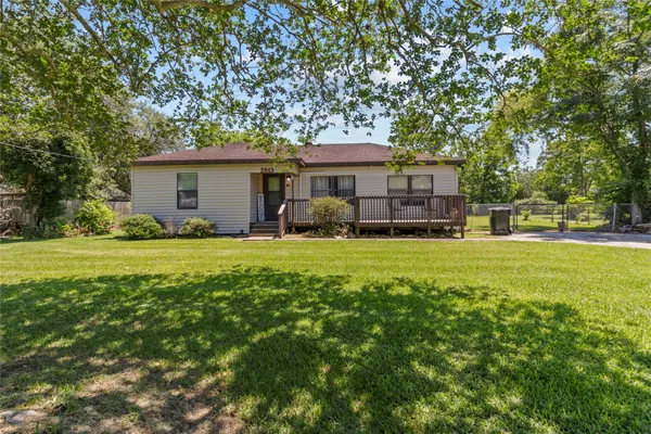 $159,900 | 2813 Avenue H, San Leon, TX 77539