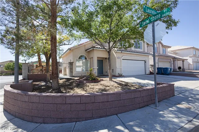 $2,300 | 7873 Laurelton Place, Las Vegas, NV 89147