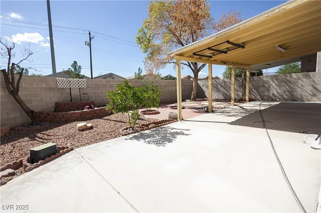 $2,300 | 7873 Laurelton Place, Las Vegas, NV 89147
