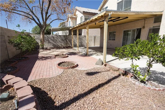 $2,300 | 7873 Laurelton Place, Las Vegas, NV 89147