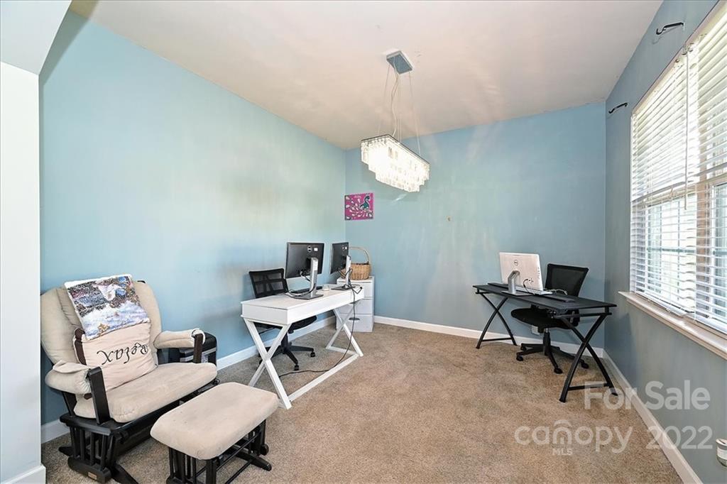 4533 David Cox Road Charlotte, NC 28269 - Photo 13 of 44 Gallery Image 13