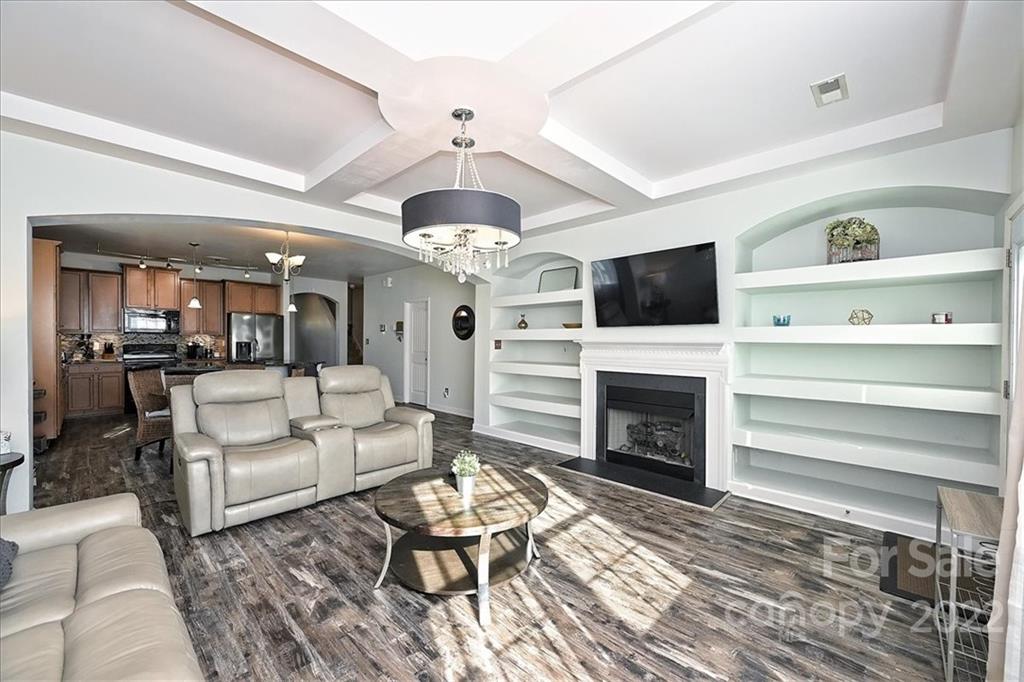 4533 David Cox Road Charlotte, NC 28269 - Photo 27 of 44 Gallery Image 27
