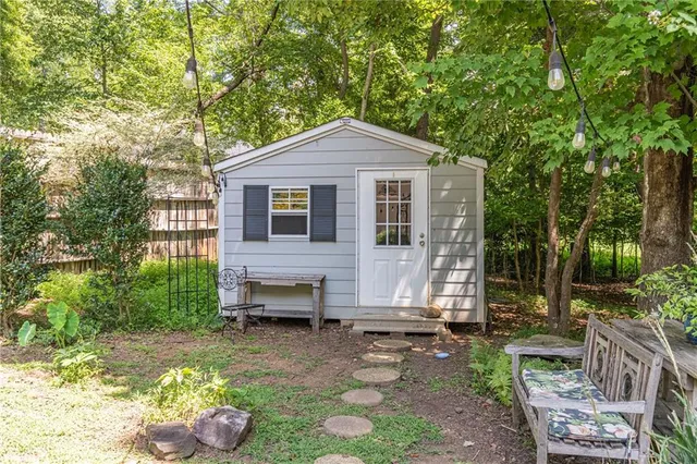 $679,900 | 1167 East Lake Drive, Gainesville, GA 30506