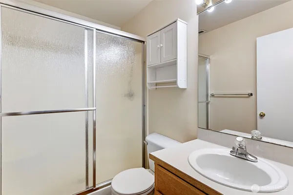 $549,900 | 17512 17th Avenue East, Spanaway, WA 98387