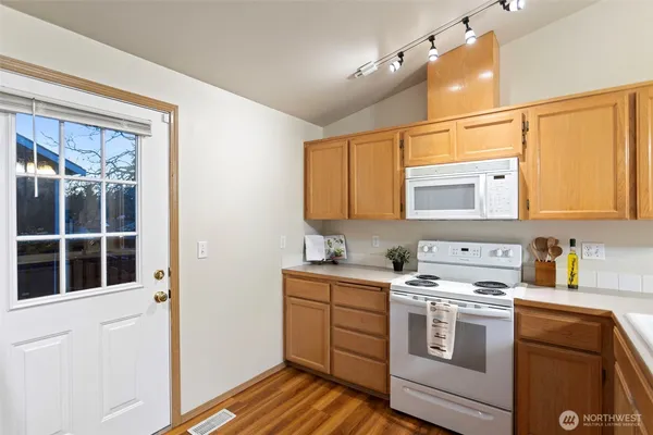 $549,900 | 17512 17th Avenue East, Spanaway, WA 98387