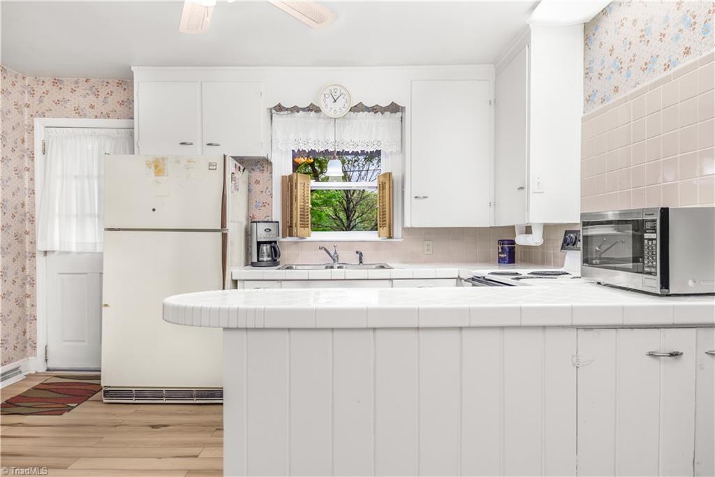 4115 Ebert Road Winston-Salem, NC 27127 - Photo 5 of 31